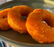 Сырные кольца с голубой плесенью 