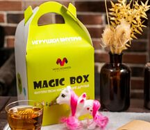 Magic Box с наггетсами и игрушкой для девочки
