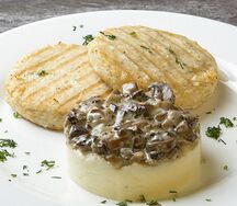 Куриные котлеты с картофельным пюре
