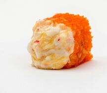 Запечённый ролл с крабом