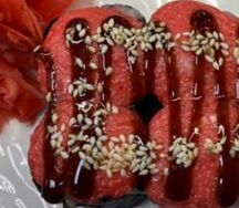 Запеченный ролл с крабом