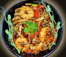 Вок с морепродуктами