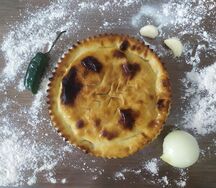 Пирог с мясом (мини)