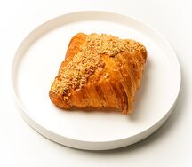 Миндальный круассан