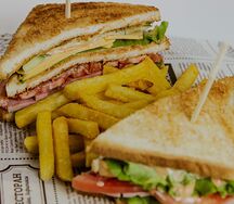 С ветчиной и сыром 