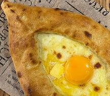 Хачапури по-аджарски