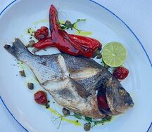 Дорадо с лаймом и перцем капи