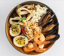 Корейский рамён с морепродуктами