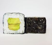 Маки с авокадо