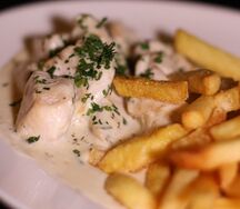 Куриное филе в сливочном соусе