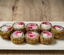 Жареный ролл с крабом