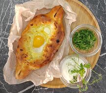 Хачапури по-аджарски