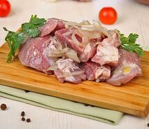 Шашлык из cвинoй шейки без костей