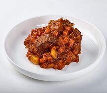 Томленая говядина с овощами