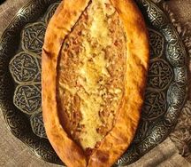 Пиде по-турецки с курицей и грибами