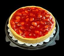 Творожный пирог с клубникой