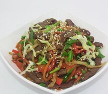 Wok & лапша с говядиной
