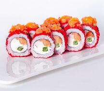 Ролл с креветкой и соусом манго