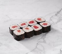 Ролл с тунцом