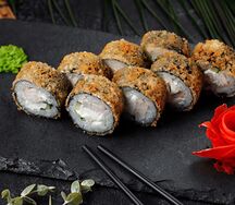 Горячий ролл с креветкой