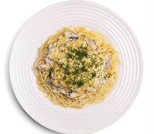 Спагетти с грибным соусом