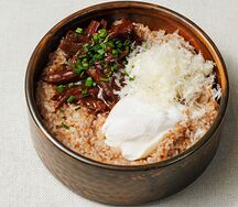 Пшеничный боул с пармезаном и яйцом