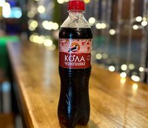 Черноголовка Cola