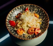 Цезарь с креветками 