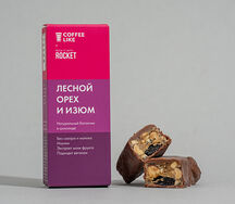 Батончик натуральный с лесным орехом и изюмом в шоколаде