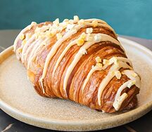 Круассан манго-маракуйя