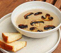 Крем-суп из белых грибов и шампиньонов