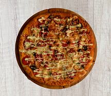 Пицца с курицей и грибами