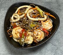 Соба с морепродуктами