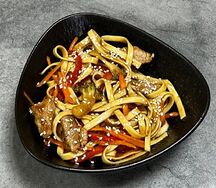 Удон со свининой