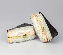 Онигири с креветкой