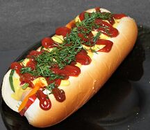 Сытный хот-дог