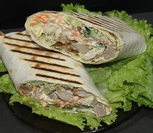 Шаурма с курицей в обычном лаваше (мини)