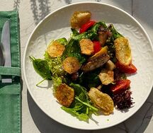 Салат с осьминогом и картофелем конфи