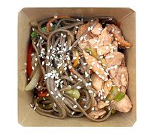 Лапша гречневая с лососем