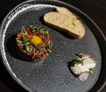 Тартар из мраморной говядины