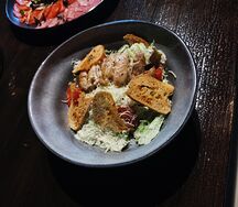 Цезарь с курицей