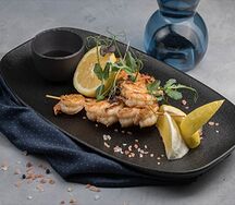 Креветки тигровые, жаренные с соусом терияки