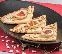 Блинчики с красной икрой