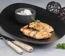 Блинчики с мясом и сметаной