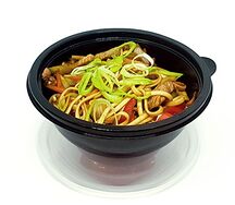 Удон со свининой и овощами