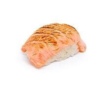 Суши с опаленным лососем