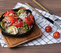 Свинина с овощами в сливочном соусе