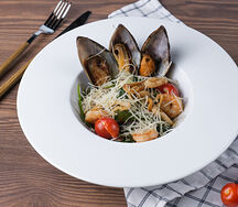 Салат с морепродуктами