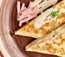 С ветчиной и сыром