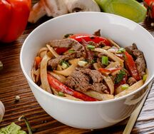 Удон с говядиной